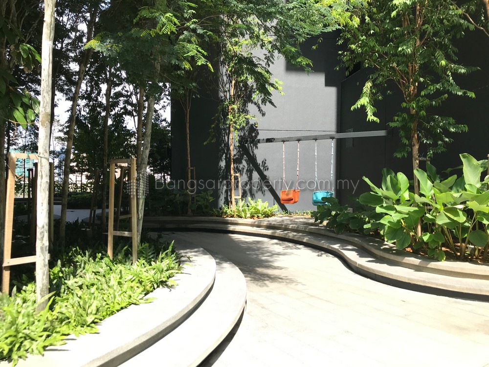 Novum, Bangsar South 872sqft Fully Furnished With Interior Design With Balcony For Sale ID#09