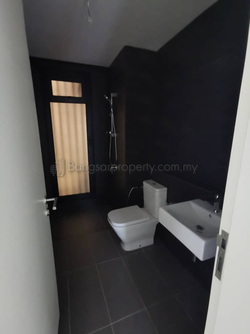 Novum, Bangsar South 823sqft Partly Furnished For Sale ID#010